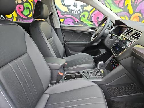 2023 Volkswagen Tiguan 2.0T SE 4MOTION