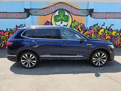 2022 Volkswagen Tiguan 2.0T SEL R-Line 4MOTION