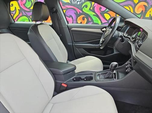 2021 Volkswagen Jetta 1.4T R-Line