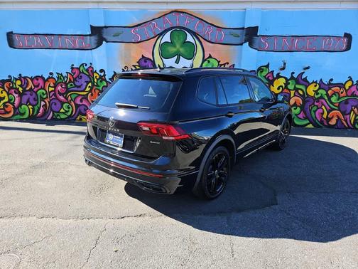2022 Volkswagen Tiguan 2.0T SE R-Line Black 4MOTION