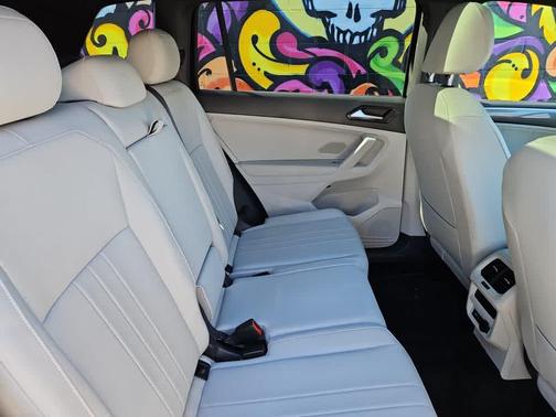 2022 Volkswagen Tiguan 2.0T SE R-Line Black 4MOTION