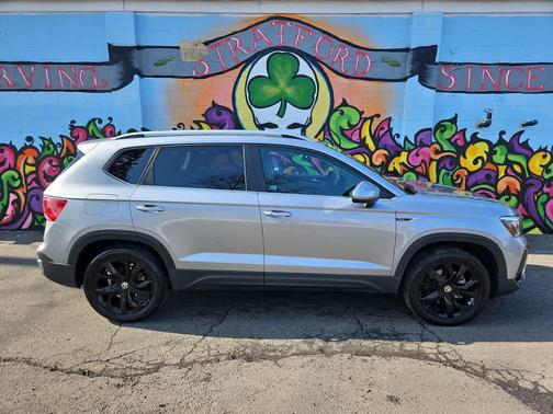 2023 Volkswagen Taos 1.5T SE