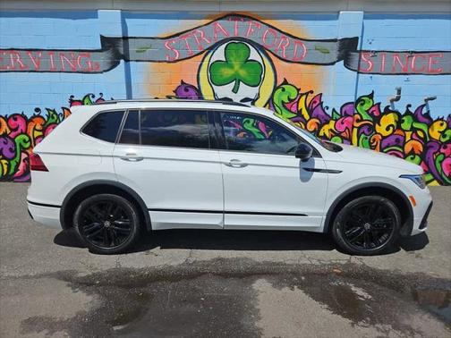 2022 Volkswagen Tiguan 2.0T SE R-Line Black 4MOTION