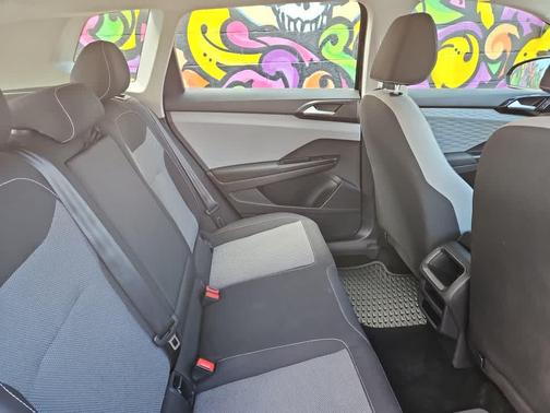 Deep Black Pearl 2023 Volkswagen Taos 1.5T S