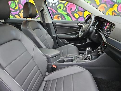 2022 Volkswagen Jetta 1.5T SE