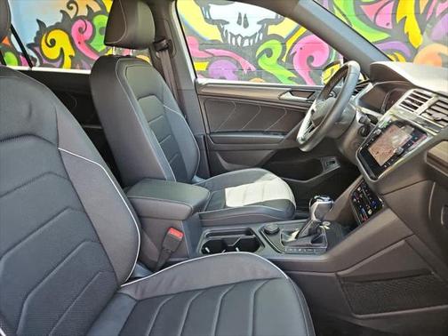2023 Volkswagen Tiguan 2.0T SEL R-Line 4MOTION