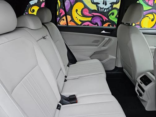 2024 Volkswagen Tiguan 2.0T SE R-Line Black 4MOTION