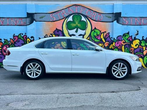 2018 Volkswagen Passat 2.0T SE