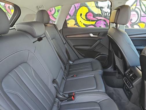 2023 Audi Q5 45 S line Premium Plus
