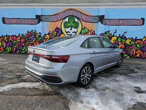 2025 Volkswagen Jetta 1.5T SE