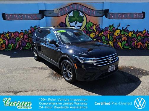 Deep Black Pearl 2023 Volkswagen Tiguan 2.0T SE 4MOTION