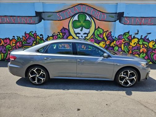 2020 Volkswagen Passat 2.0T R-Line