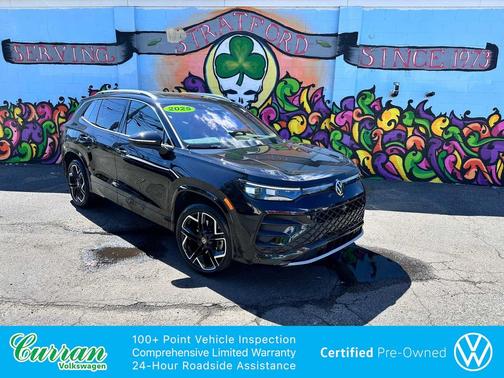 Deep Black Pearl 2025 Volkswagen Tiguan 2.0T SEL R-Line 4MOTION