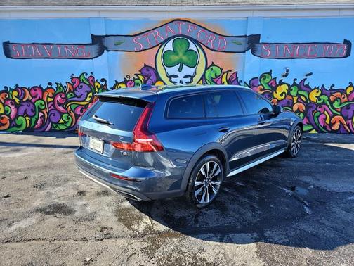 2020 Volvo V60 Cross Country T5