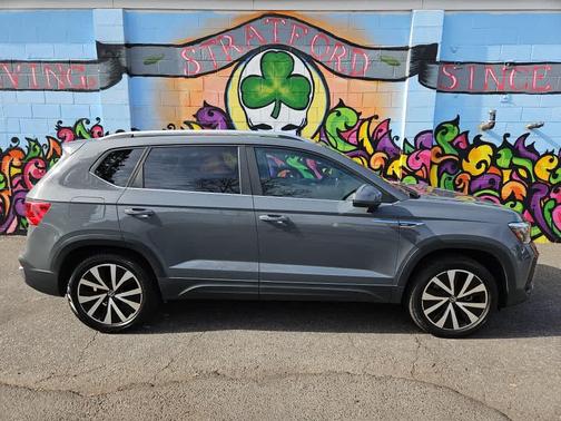 2023 Volkswagen Taos 1.5T SE