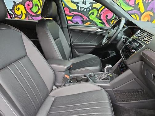 2022 Volkswagen Tiguan 2.0T SE R-Line Black 4MOTION