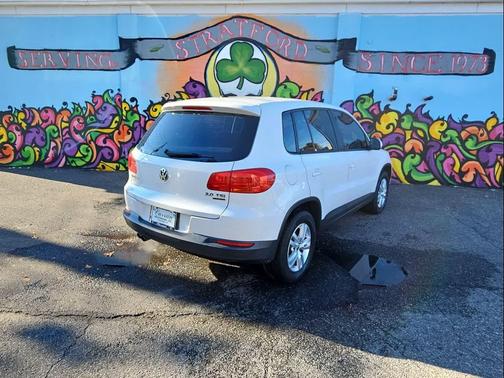 2014 Volkswagen Tiguan 4MOTION Auto S