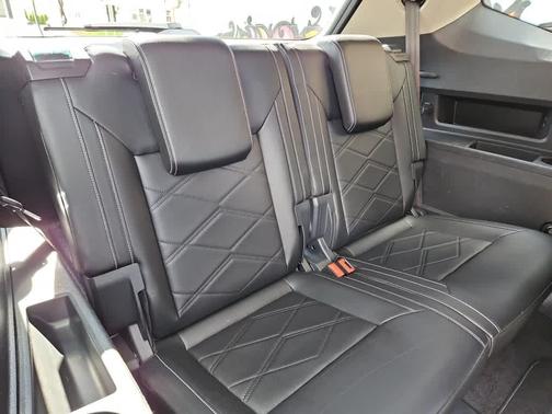2024 Volkswagen Atlas 2.0T SE w/Technology 4MOTION