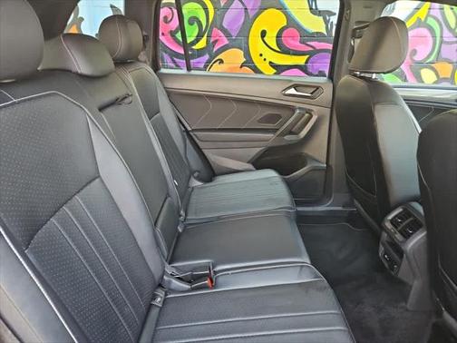 2022 Volkswagen Tiguan 2.0T SE R-Line Black 4MOTION