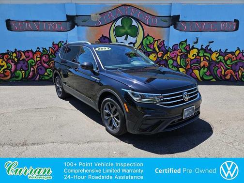 Deep Black Pearl 2023 Volkswagen Tiguan 2.0T SE 4MOTION