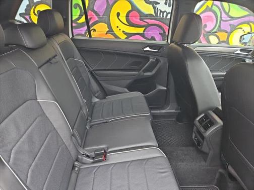 2024 Volkswagen Tiguan 2.0T SEL R-Line 4MOTION
