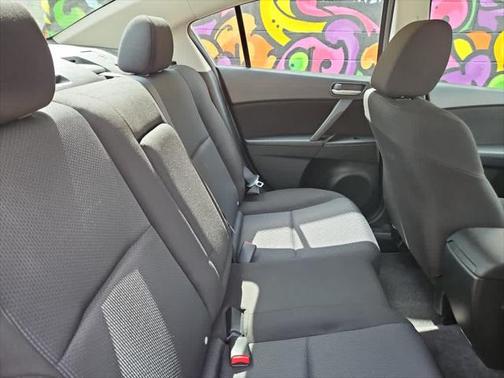 2011 Mazda Mazda3 i Touring