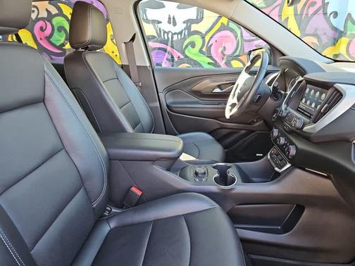 Ebony Twilight Metallic 2022 GMC Terrain SLT