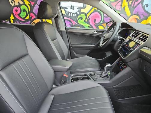 2022 Volkswagen Tiguan 2.0T SE 4MOTION