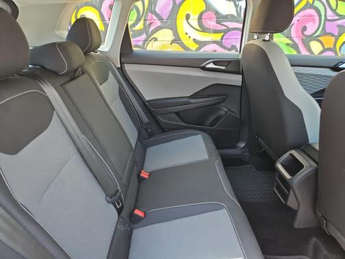 2022 Volkswagen Taos 1.5T S