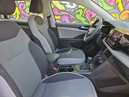 2022 Volkswagen Taos 1.5T S