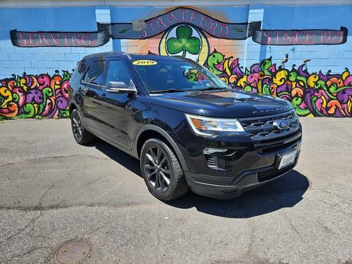 Agate Black Metallic 2019 Ford Explorer XLT