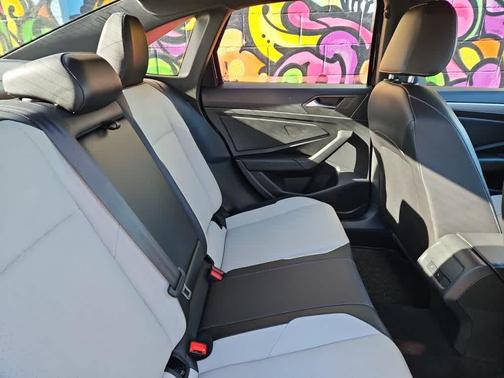 2021 Volkswagen Jetta 1.4T R-Line