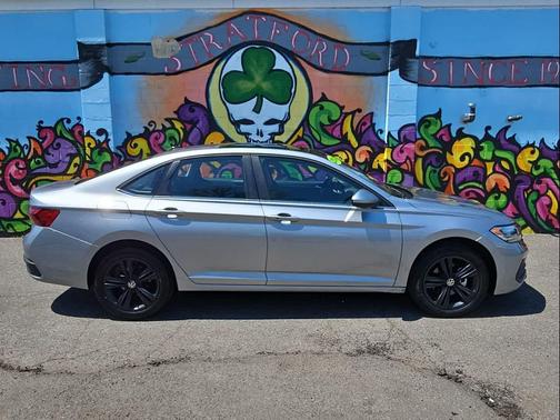 Pyrite Silver Metallic 2024 Volkswagen Jetta 1.5T SE