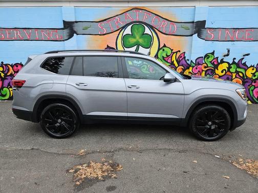 2024 Volkswagen Atlas 2.0T SE w/Technology 4MOTION