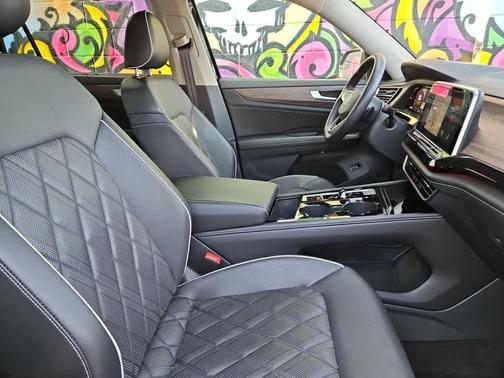 2024 Volkswagen Atlas 2.0T SEL Premium R-Line 4MOTION