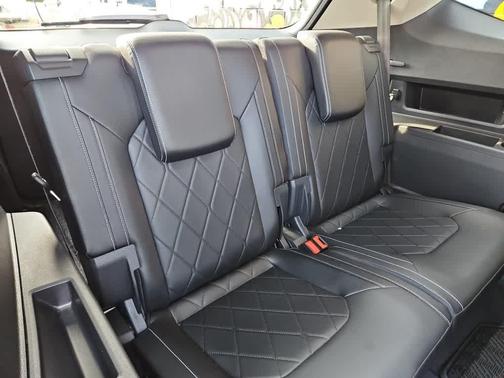 2024 Volkswagen Atlas 2.0T SEL Premium R-Line 4MOTION