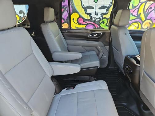 2021 Chevrolet Suburban 4WD Z71