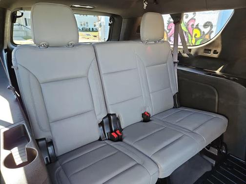 2021 Chevrolet Suburban 4WD Z71