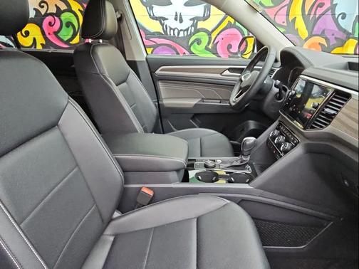 2022 Volkswagen Atlas 3.6L SEL