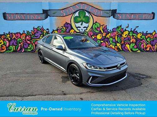 Platinum Gray Metallic 2025 Volkswagen Jetta 1.5T SE