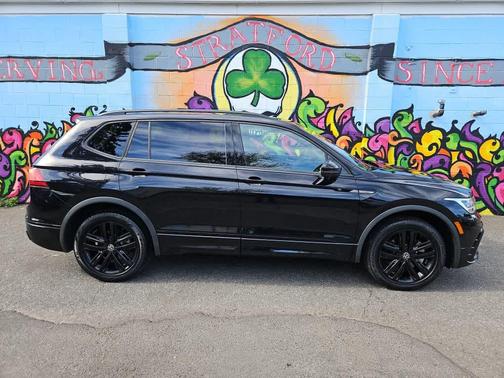 2022 Volkswagen Tiguan 2.0T SE R-Line Black 4MOTION