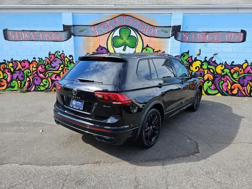 2022 Volkswagen Tiguan 2.0T SE R-Line Black 4MOTION