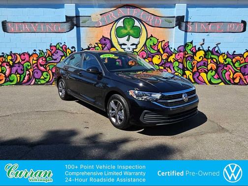 Deep Black Pearl 2023 Volkswagen Jetta 1.5T SE