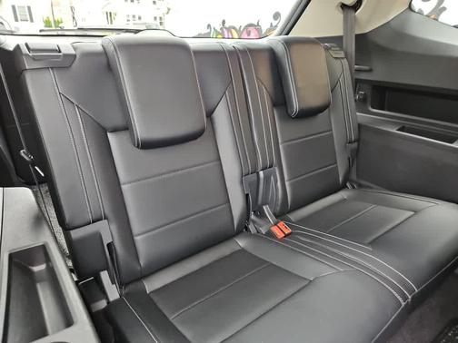 2022 Volkswagen Atlas 3.6L SE w/Technology