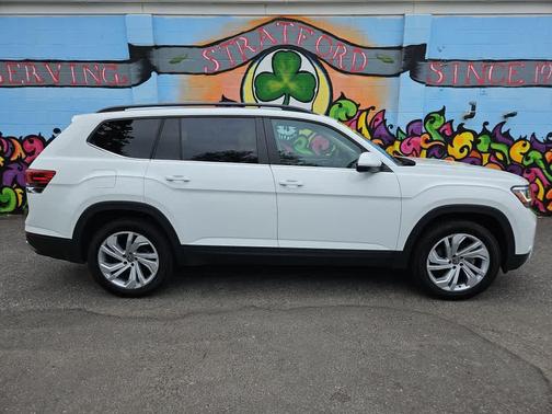 2022 Volkswagen Atlas 3.6L SE w/Technology