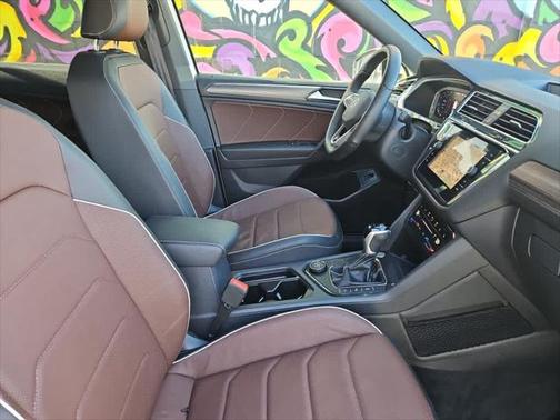 2024 Volkswagen Tiguan 2.0T SEL R-Line 4MOTION