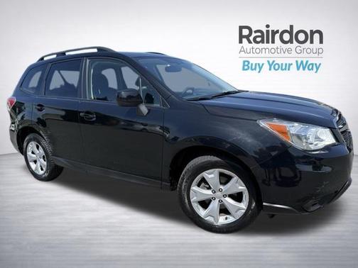 Crystal Black Silica 2014 Subaru Forester 2.5i Premium