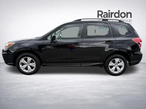 Crystal Black Silica 2014 Subaru Forester 2.5i Premium