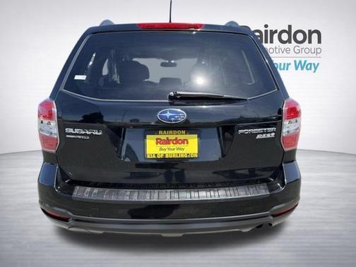 Crystal Black Silica 2014 Subaru Forester 2.5i Premium