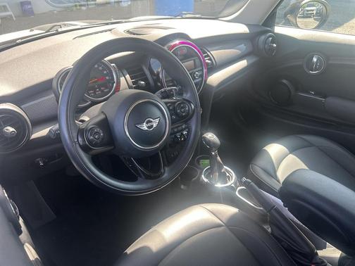 2015 MINI Hardtop Cooper